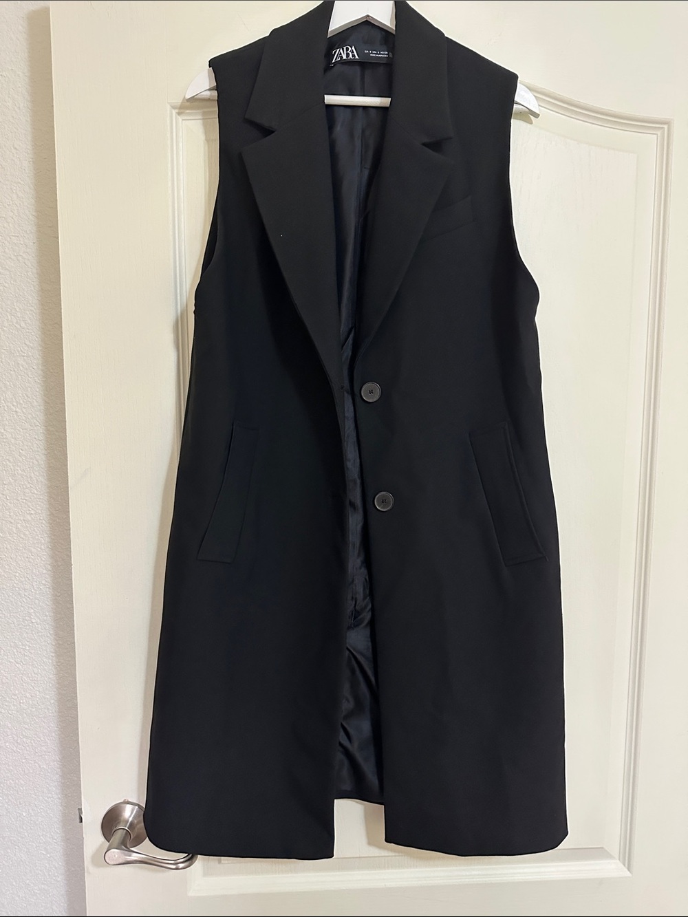 Zara Black Sleeveless Tailored Long Vest